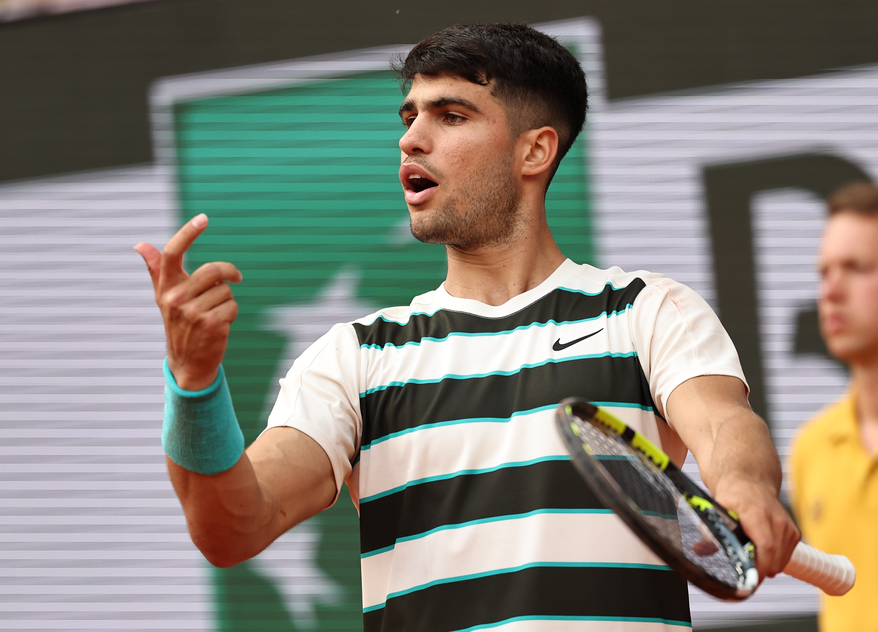 日本网球队碾压法国网球队,阿尔卡拉斯三分雨点燃全场 日本网球队碾压法国网球队,阿尔卡拉斯三分雨点燃全场