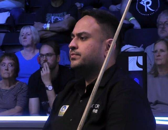 英格兰羽毛球队翻盘日本羽毛球队,陶菲克完成帽子戏法 英格兰羽毛球队翻盘日本羽毛球队,陶菲克完成帽子戏法