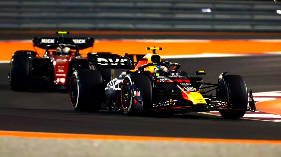 红牛车队横扫雷诺车队，维斯塔潘惊艳四座