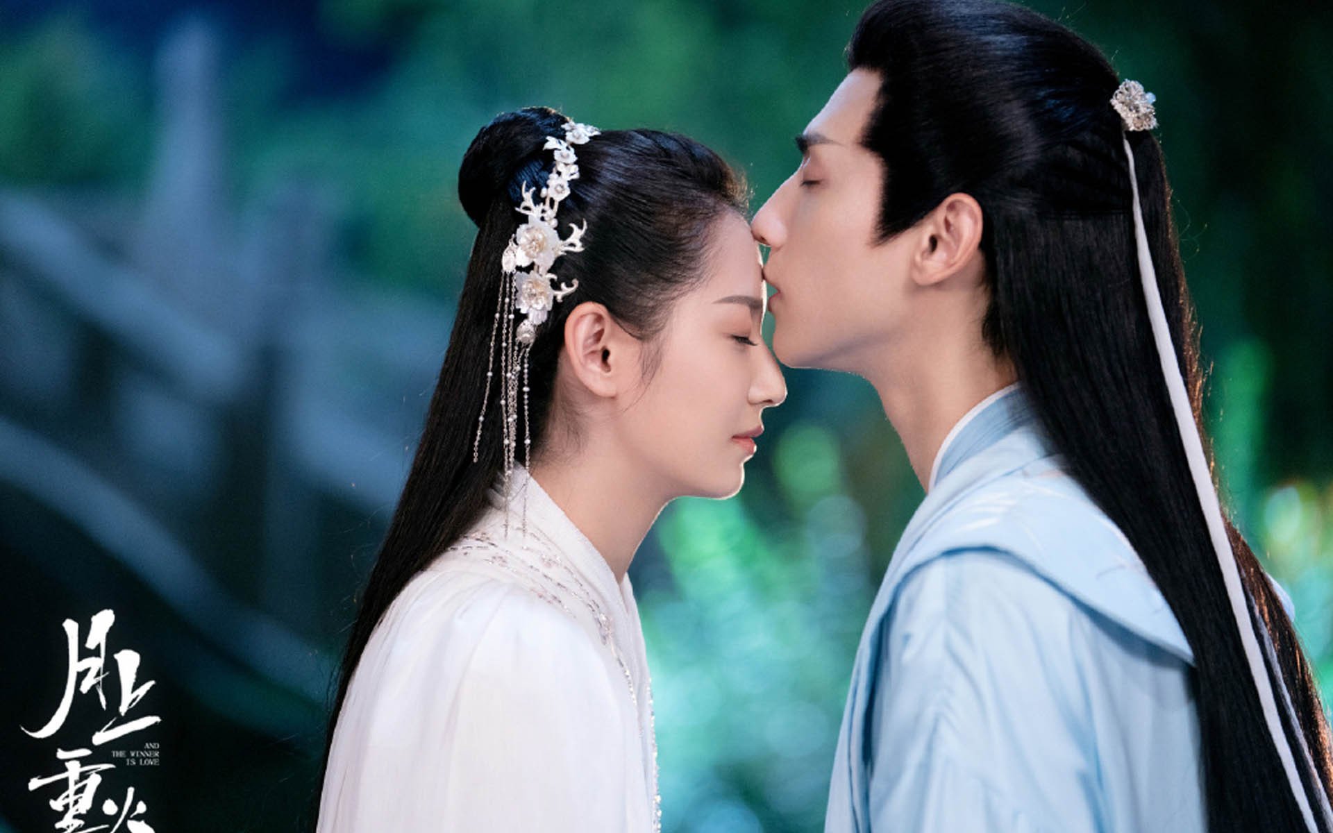 黑色战袍下的绝杀双冠，辛纳点燃网球之秋