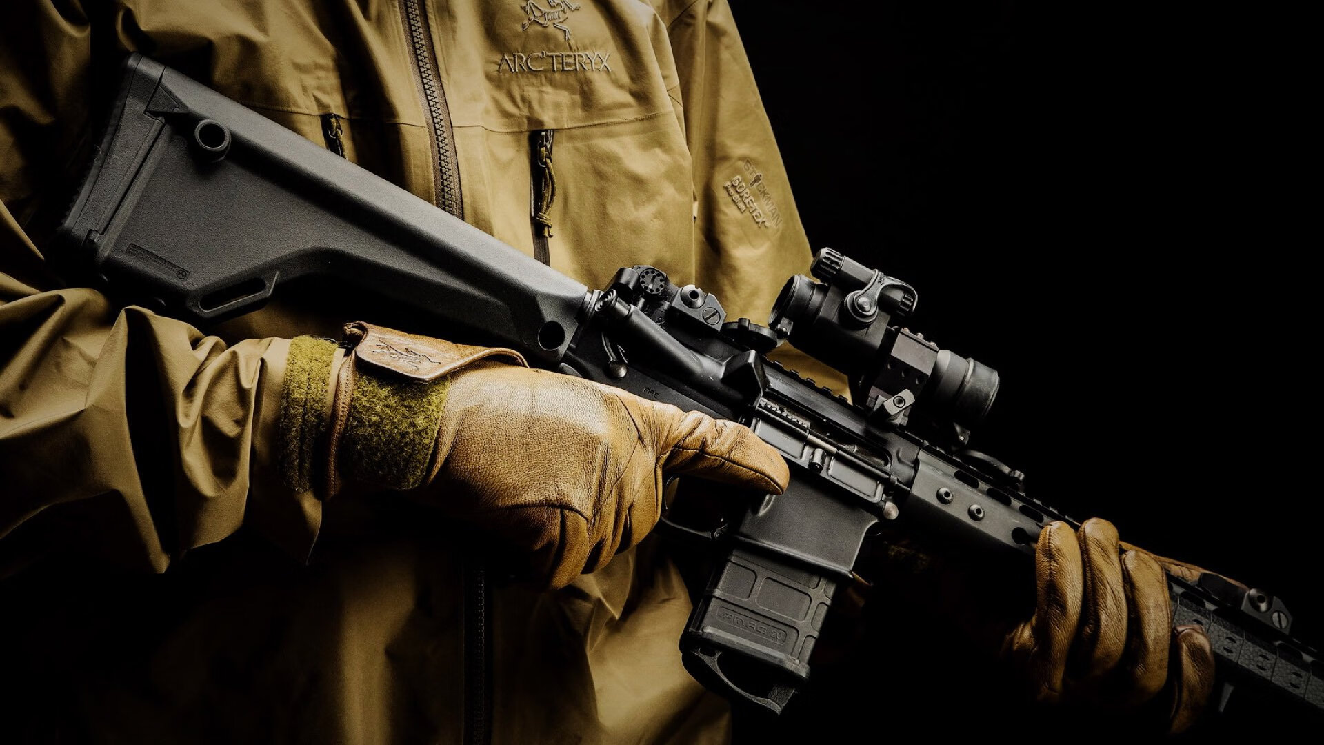 冰与火之歌，当福克斯点燃赛场，米切尔刺穿暗夜—跨界王者的终极接管艺术