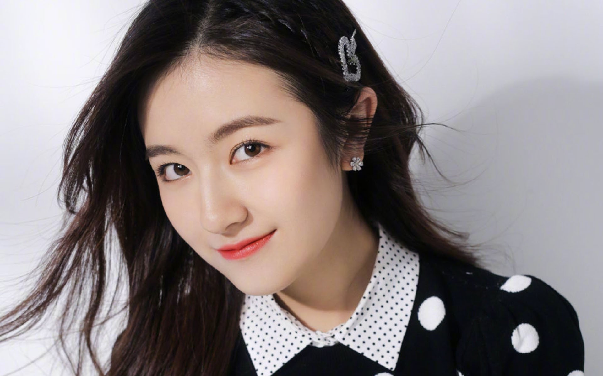 冰与火的碰撞，当马刺行云流水遇上哈登流星赶月