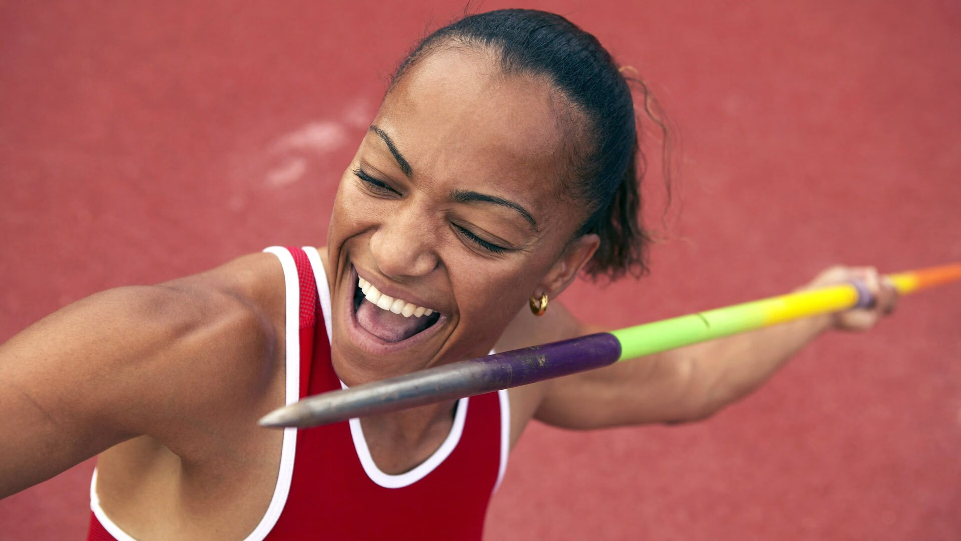 赛场上的魔术时刻，当欧冠足球掀翻强权与吉林男篮遭遇不可思议的逆袭