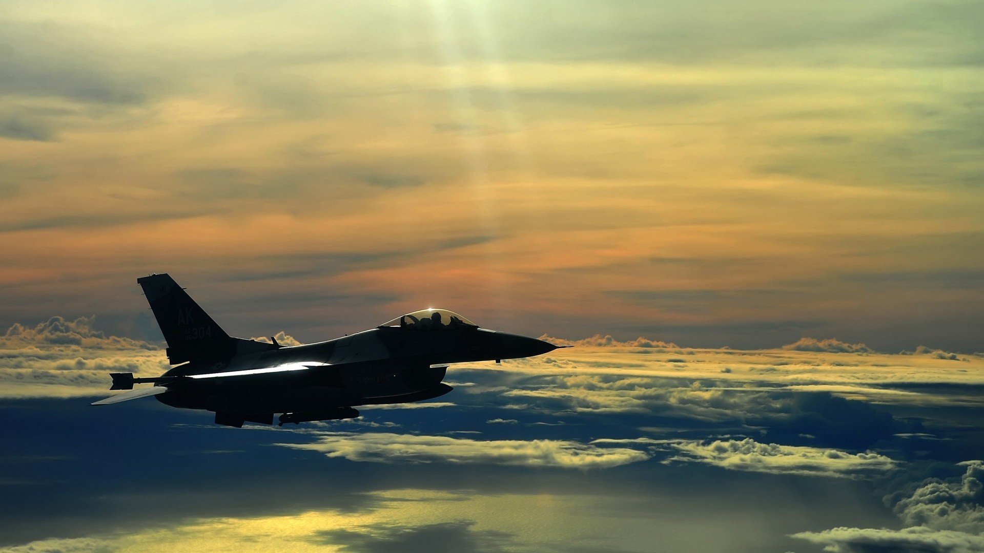 宇宙折叠与降维打击,当辽宁队爆冷撕碎马刺,英格拉姆的数据爆炸如何重构篮球逻辑?